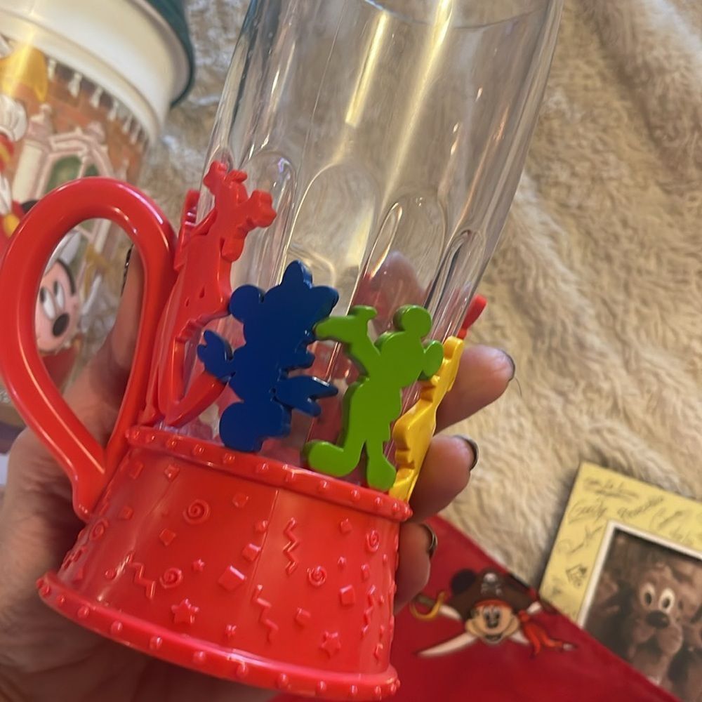 Disney item bundle - Picture 6 of 8